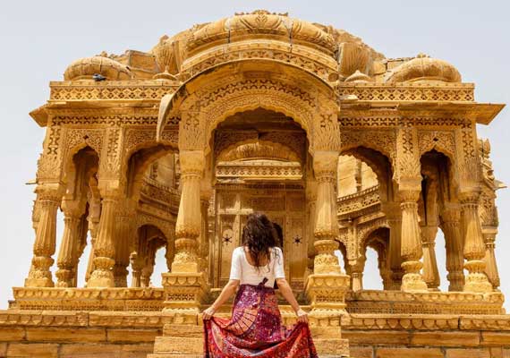 Jaisalmer Tour Packages from Jaisalmer Taxi Service Cab